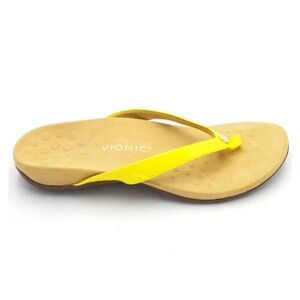 Vionic Thong Sandals With Button Mona Lemon